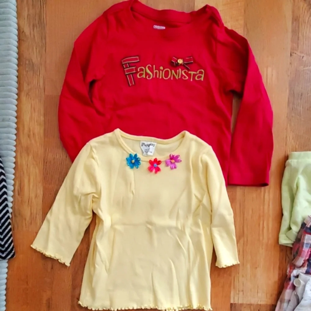 13 Piece Girls 3T Set- 2‎ Pjs, 4 Shorts, 2 Skirts, 2 Pants, 3 Tops